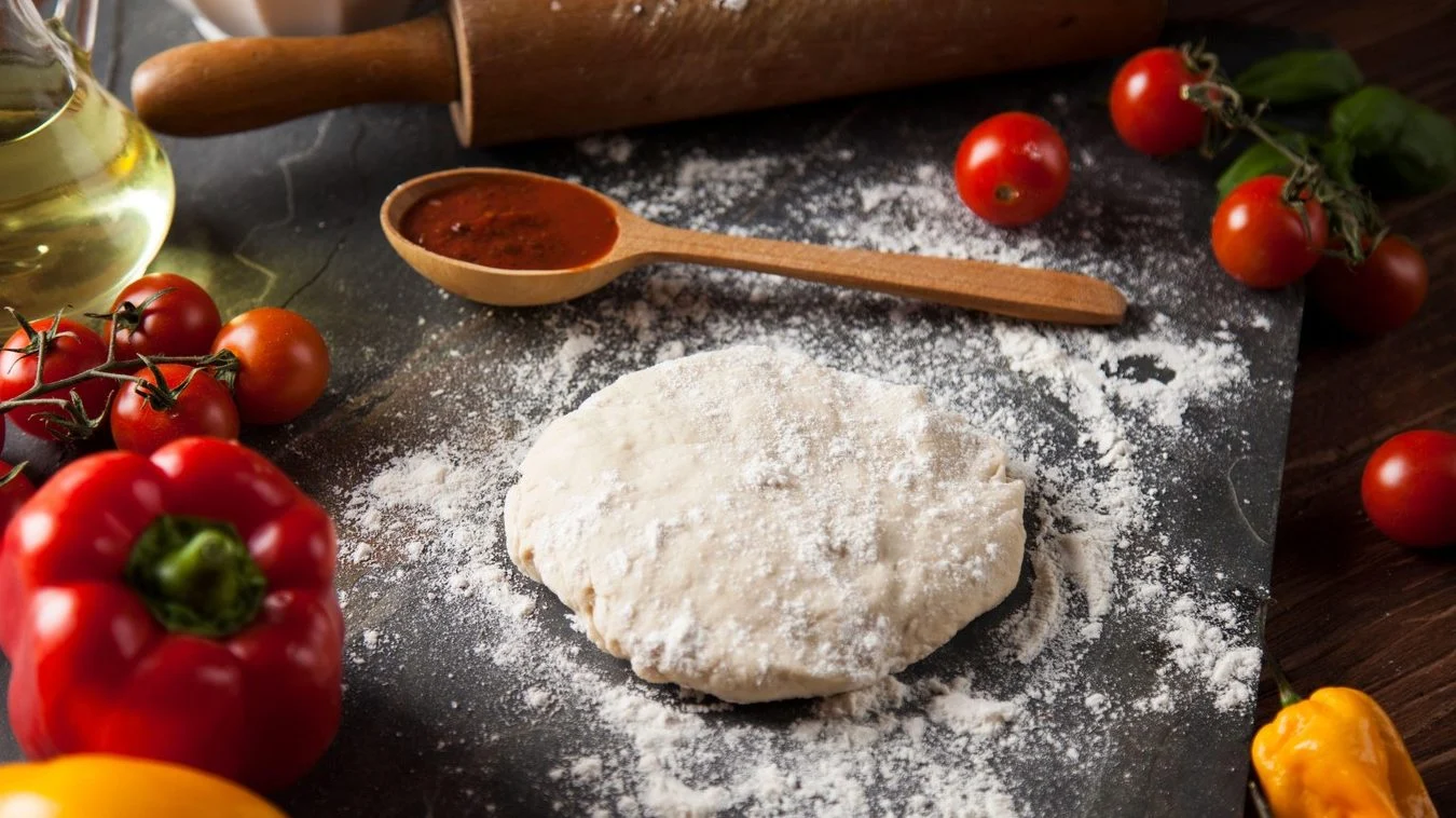 Praviti tijesto za pizzu? Imamo savršen recept za jogurt, ne treba vam kvasac