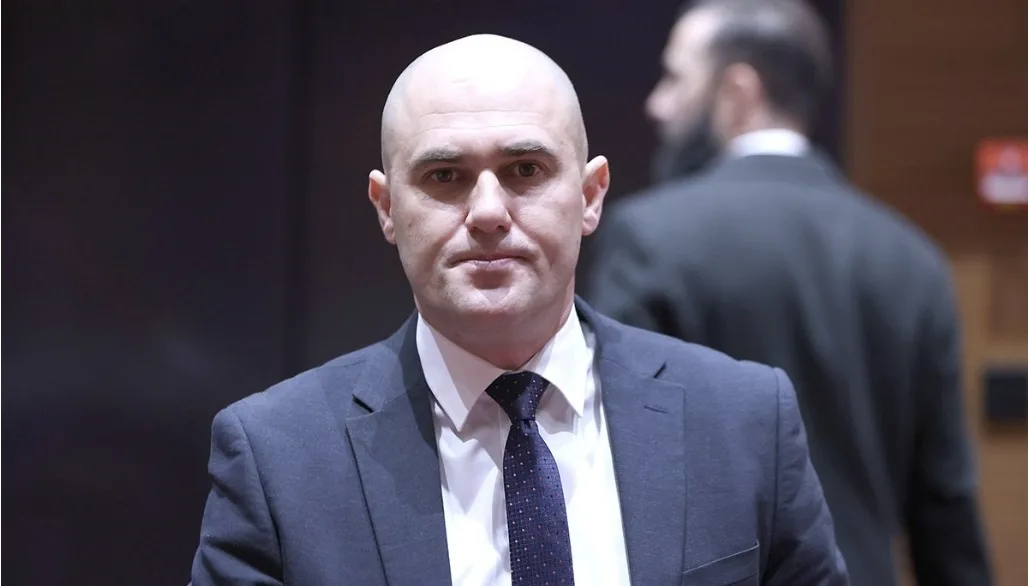 Vlast u Hrvatskoj mogla bi pasti zbog Dabre, on opet o “Miloradu”