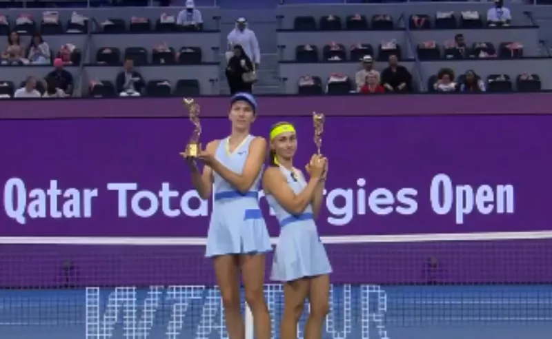 ZABORAVILI NA AO: Ana i Aleksandra podigle pehar u Dohi! (VIDEO)