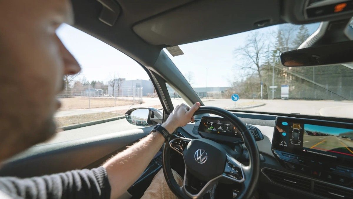 ADAC upozorava: Sve lošija vidljivost iz modernih vozila