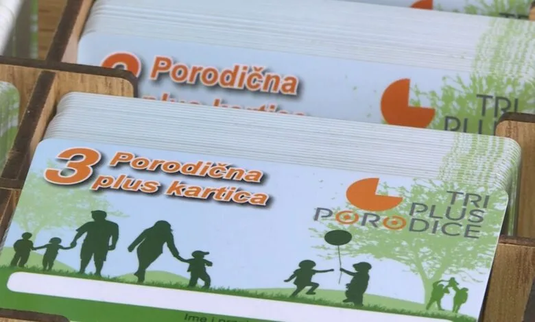 DNEVNIK TVSA/Udruženje ‘Porodice 3 plus’: Apsurd je što se gasi projekat koji direktno pomaže desetinama hiljada građana