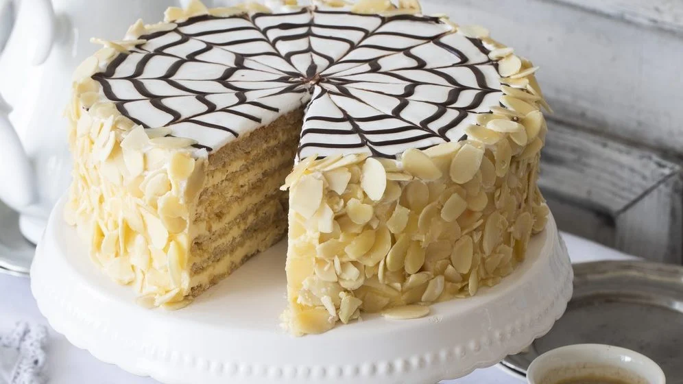Esterhazy torta, recept za kraljicu bečke slastičarske tradicije