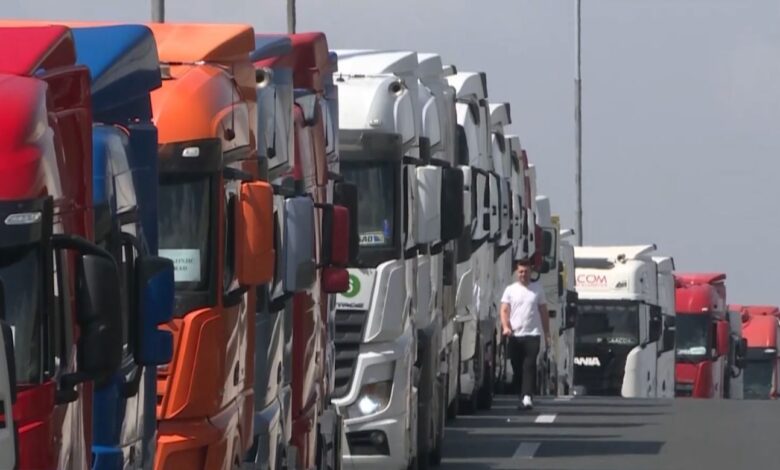 Transportni sektor u BiH pred kolapsom: Cijene goriva i blokade na granicama gase prevoznike