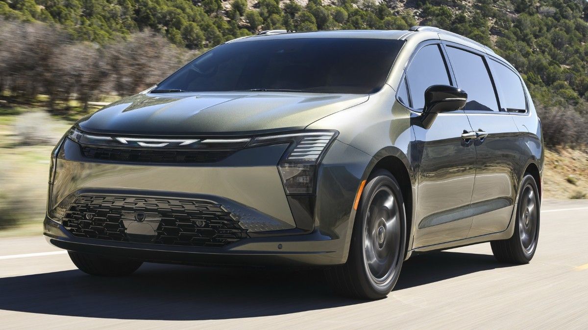 Chrysler Pacifica 2027