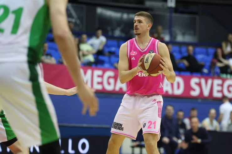 ABA LIGA: FMP dobio rijetko viđeni srpski okršaj, Mega slavila nakon produžetaka uz briljantnu partiju Đurišića