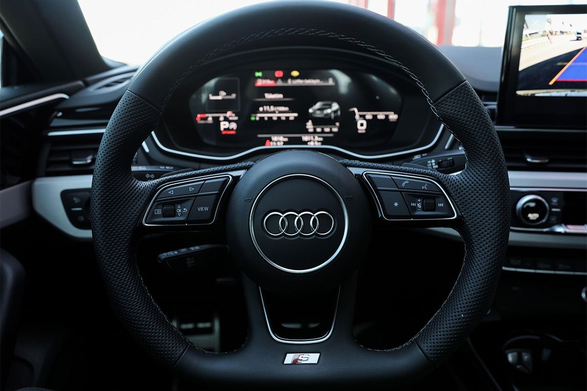 Audi RS6 limuzina se vraća i cilja BMW M5