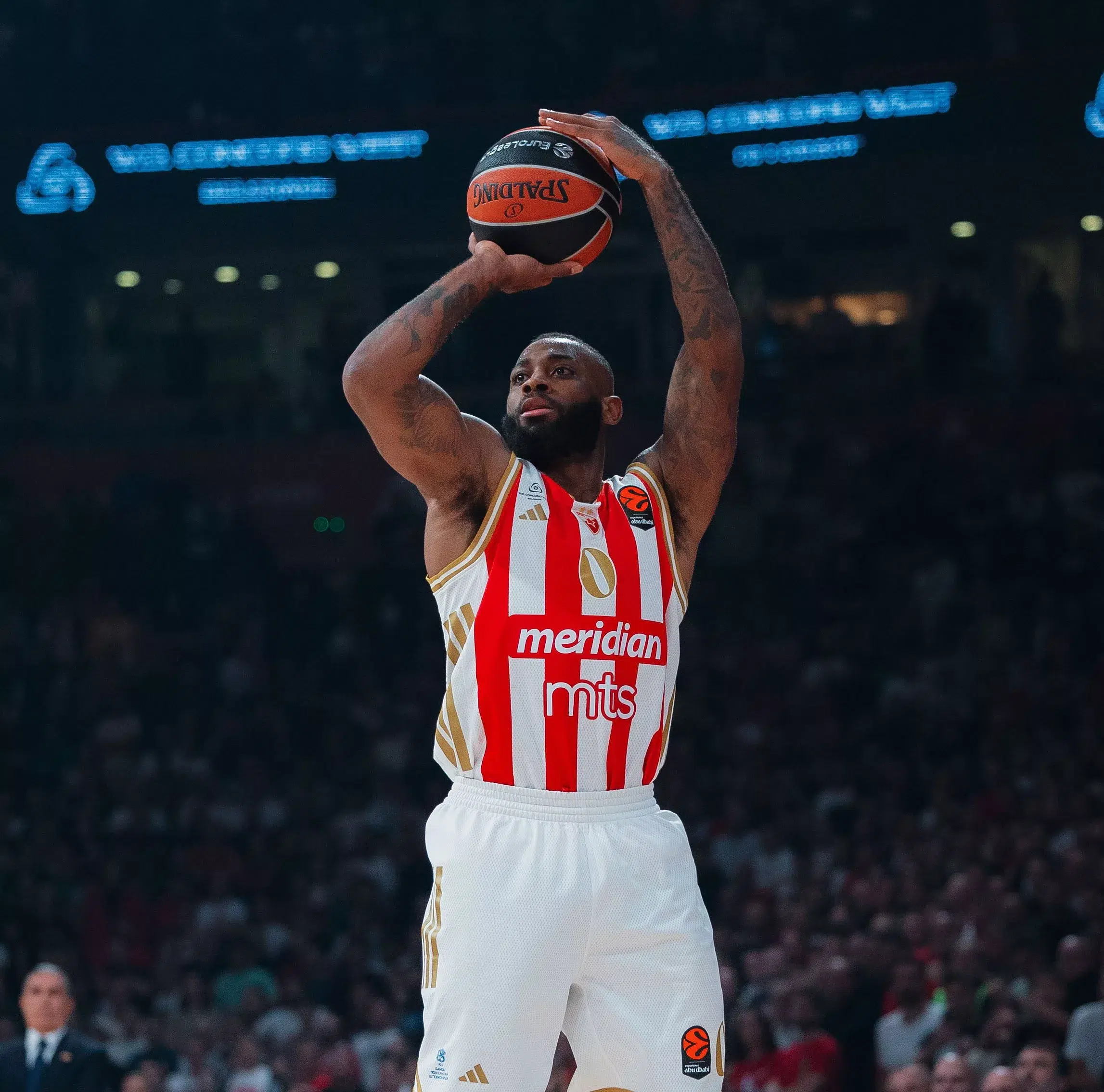 VIŠEGODIŠNJI UGOVOR: Cody Miller-McIntyre na pragu odlaska iz Zvezde?!