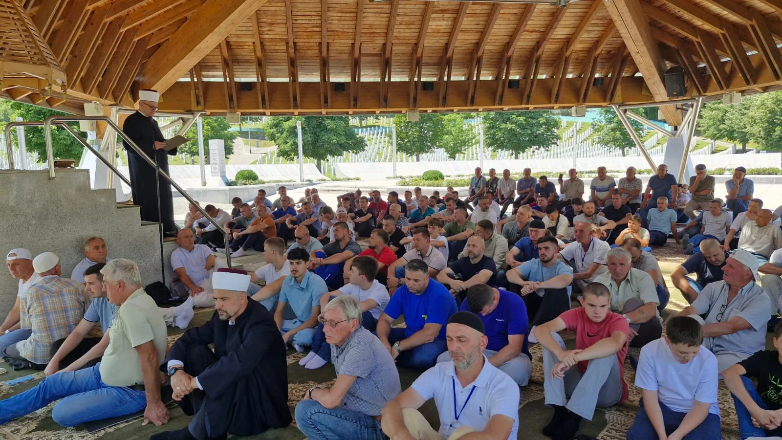 Muftija Dedović u Potočarima: Zajedništvo, odgovornost i istrajnost temelj očuvanja vjere i domovine