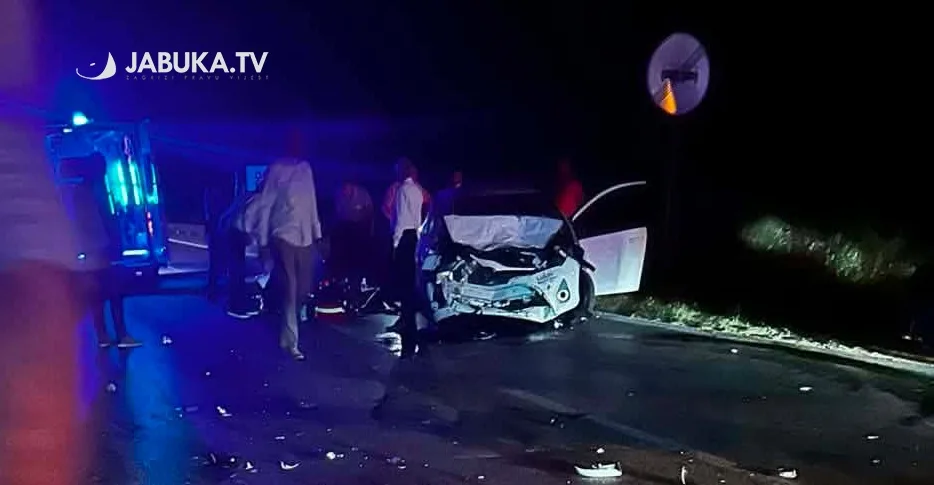 Pet osoba ozlijeđeno u teškoj prometnoj nesreći kod Širokog Brijega, vozila izuzeta radi vještačenja
