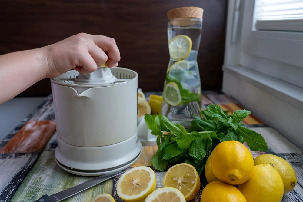 Limunada: Originalni recept iz slastičarnica koji miriše na djetinjstvo
