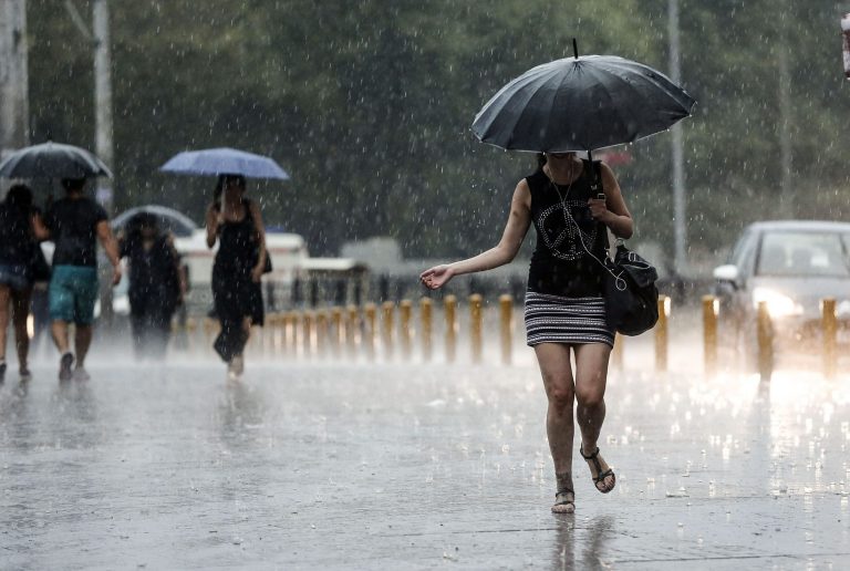 Meteorolozi objavili prognozu: Danas sunčano, od sutra ponovo pljuskovi i grmljavina