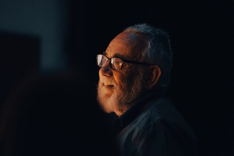 U podrumu stare kuće pronašla sam istinu koju je djed skrivao cijeli život