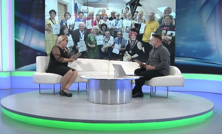 VIDEO/Glas koji brani istinu od zaborava: Sanela Hodžić o svjetskom uspjehu, ratnoj poeziji i prijedorskim bijelim trakama