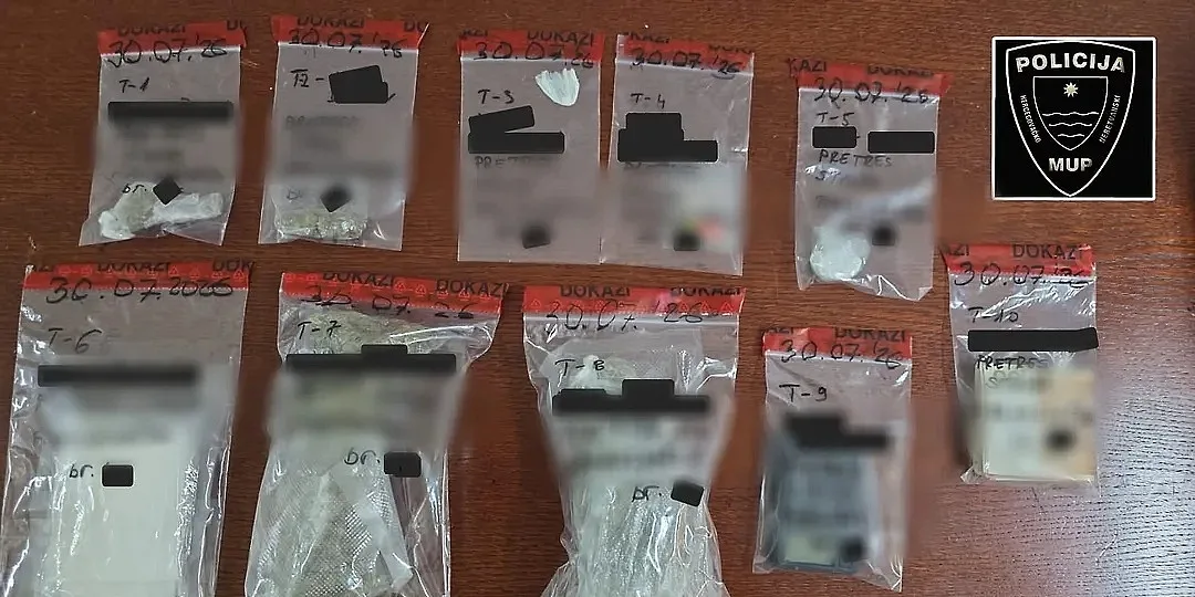 Akcija policije u Mostaru: Pronađena droga i novac, jedna osoba uhićena