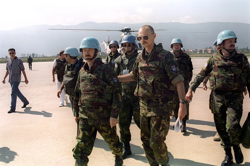 Bivši nizozemski ministar odbrane: Pokušao sam spasiti Srebrenicu i nisam uspio, ta enklava nije morala pasti