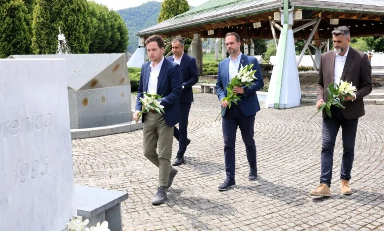 Posjeta delegacije Vlade Kantona Sarajevo Srebrenici potvrda kontinuirane podrške obilježavanju genocida i Memorijalnom centru