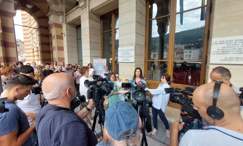 Predana građanska peticija za povratak u Vijećnicu i osnovno finansiranje iz budžeta BiH