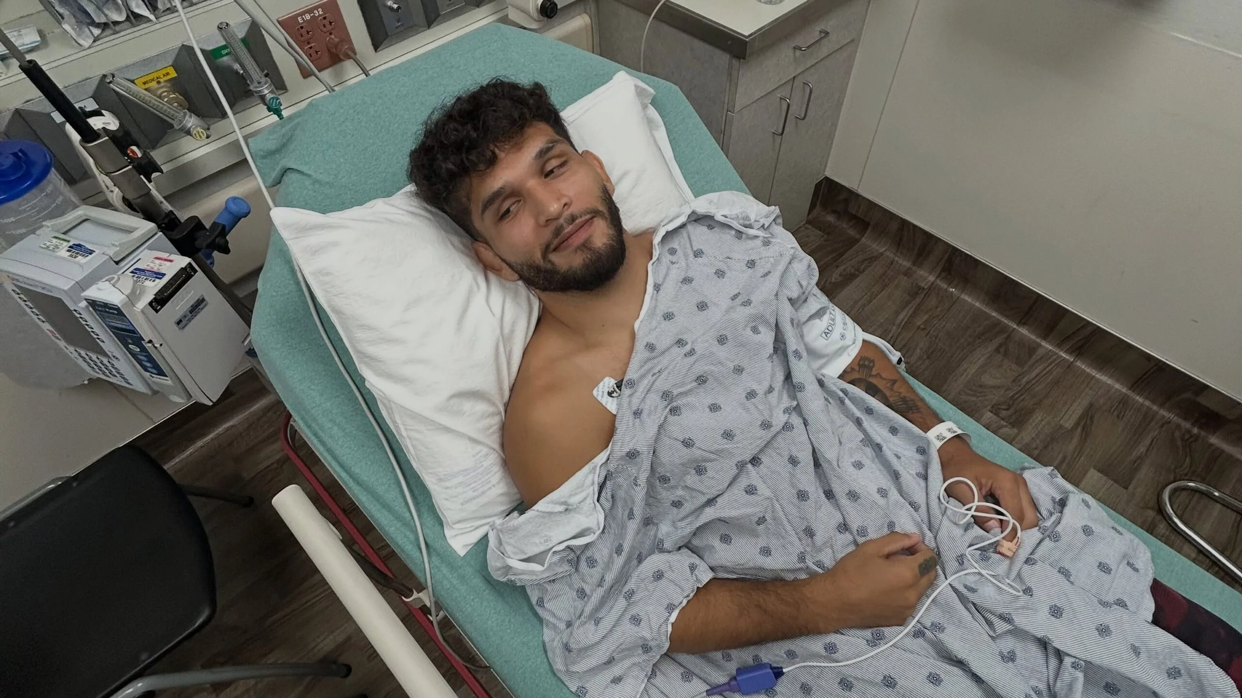 UFC borac osjetio bolove u vratu i otišao doktoru, ni slutio nije da su ga nijanse dijelile od smrti
