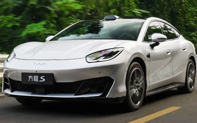 FangChengBao Formula I Liftback S i karavan S GT su prvi modeli nove serije