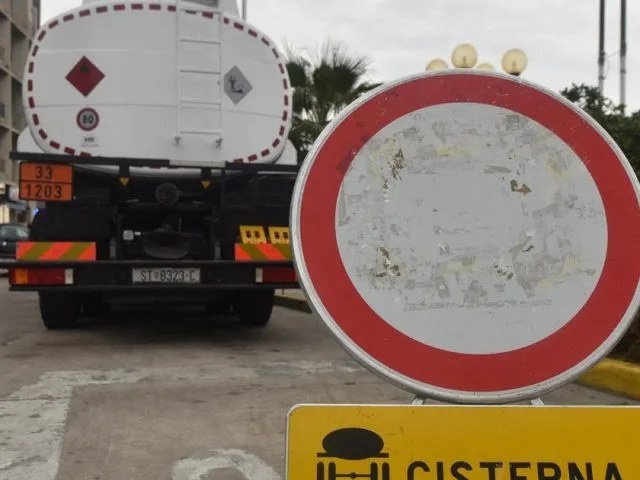 Pokrenuta istraga: Je li iz vojne vojarne u BiH nestalo 150 tona nafte?