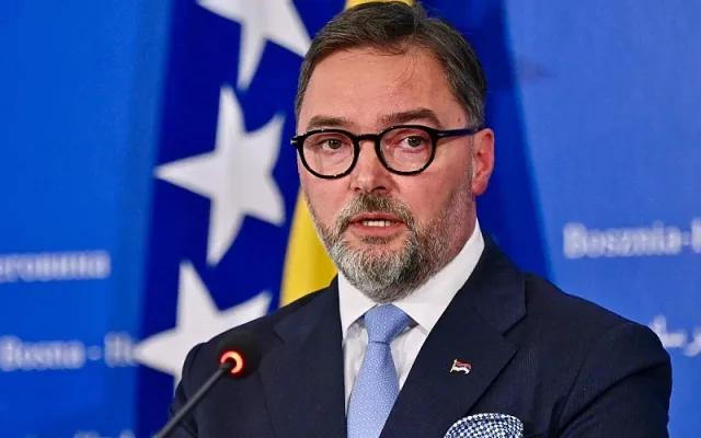 Bošnjaci bez Ministarstva vanjske trgovine već 24 godine dok Košarac blokira let bh. dronova
