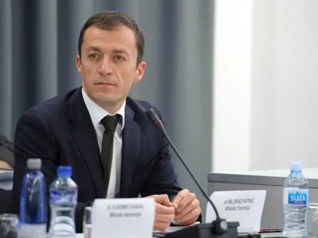 Katnić o Euro modelu: Cijenu povećanja zarada bez produktivnosti plaćaće i buduće generacije