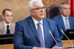 Mandić zbog Mladića uzdrmao vlast u Crnoj Gori: Spajićeva koalicija pred pucanjem