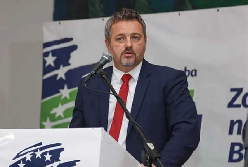 Ogrešević pozvao na preispitivanje aranžmana Novalićeve vlade s Kabirijem: “Imovina FBiH nije privatni plijen”