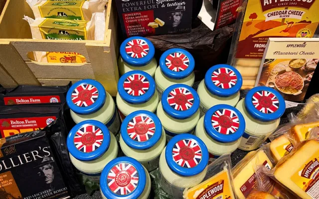 TAKO SE TO RADI! Kanađani masovno kupuju domaće proizvode, ne žele američke namirnice