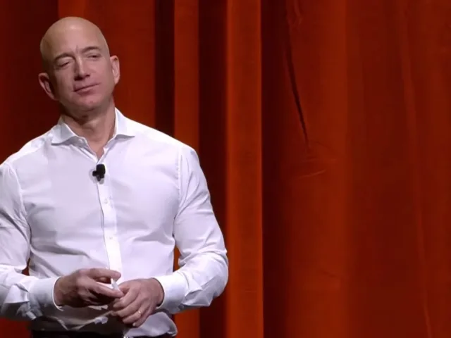 Bezos: AI bi mogao da skrati radnu sedmicu na tri dana