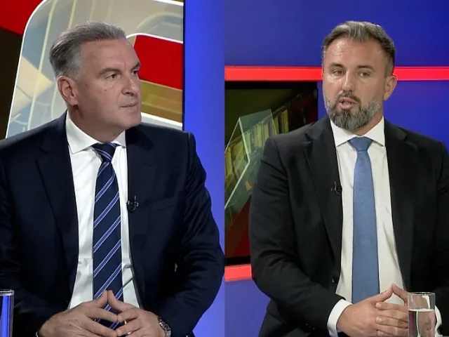 Burna rasprava o formiranju vlasti: Smajić optužio Stojanovića da je “anulirao volju Bošnjaka”, on mu odgovorio