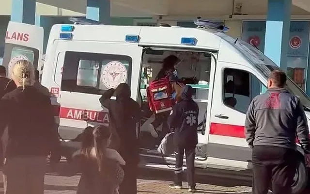 Istanbul: 15-godišnja djevojčica ušla u školu i nasumično nožem napala učenike, jedan dječak preminuo