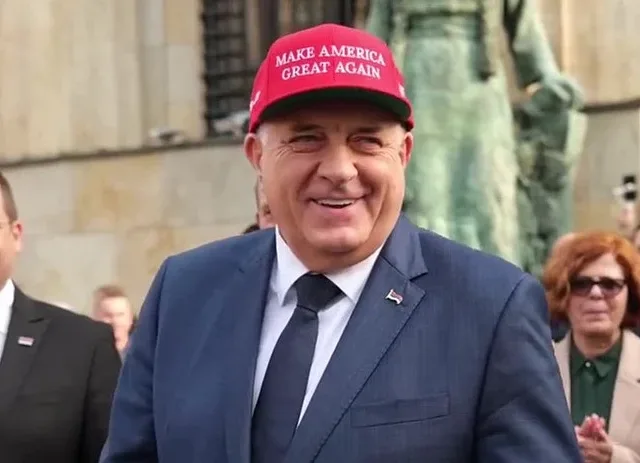 “Mi se borimo za goli život, a oni uzimaju pare u BiH”: Bura u Washingtonu zbog poslova Trumpovih ljudi s Dodikom