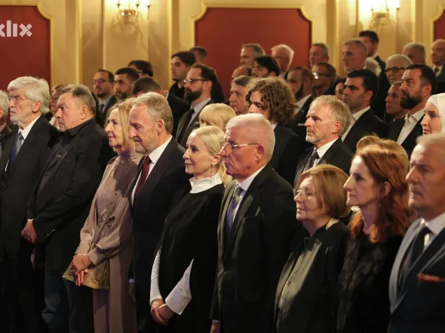 Održana Akademija povodom 23. godišnjice smrti Alije Izetbegovića: “Čovjek koji je tiho pričao, a daleko se čuo”