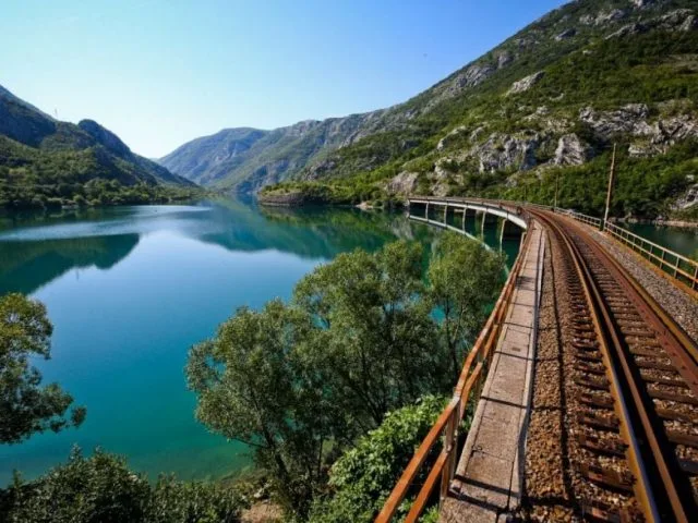 Pruga Čapljina–Nikšić–Podgorica: Investicija od 1,6 milijardi KM
