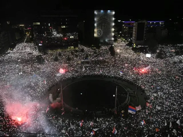 SRBIJA JE SVIMA ODRŽALA LEKCIJU IZ DEMOKRATIJE: HOĆEMO LI IZ NJE IŠTA NAUČITI?